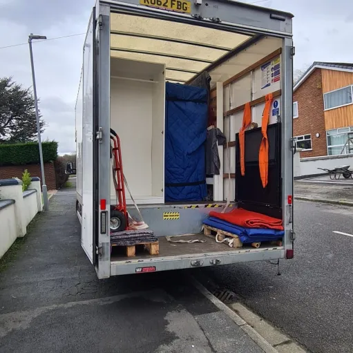 Professional furniture handling